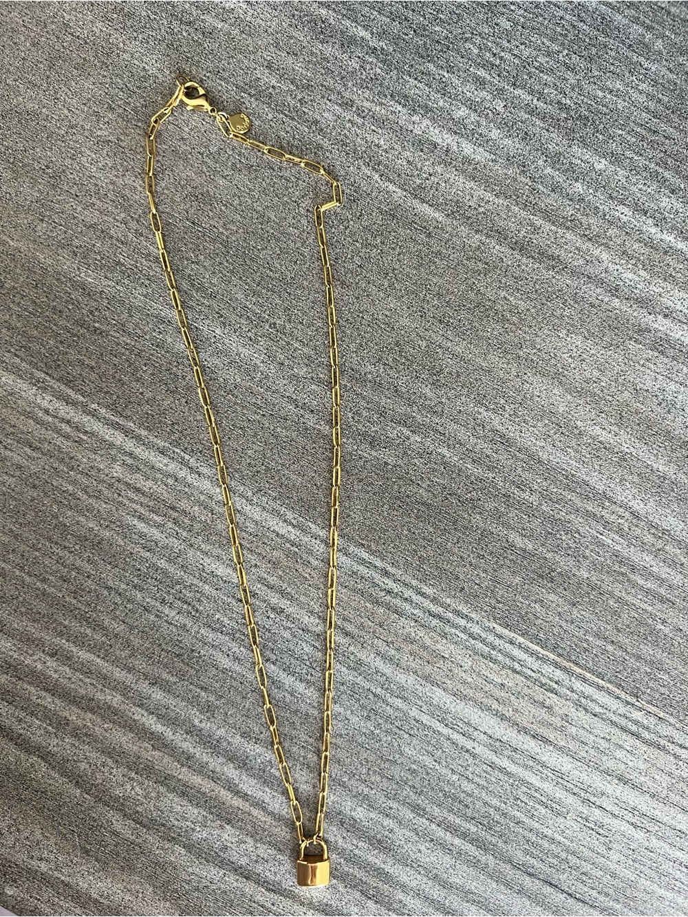 Gorjana Lock Necklace ✨ Gold Pendant Necklace - Picture 2 of 3